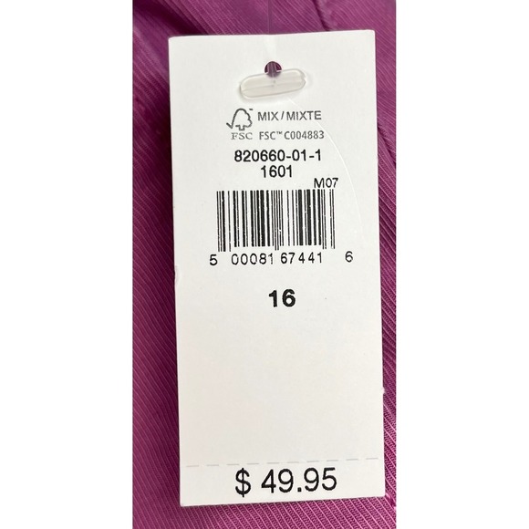 NWT Gap Women's High Rise Pleated Khaki Shorts, Purple Clover, Size 16 - Picture 7 of 8